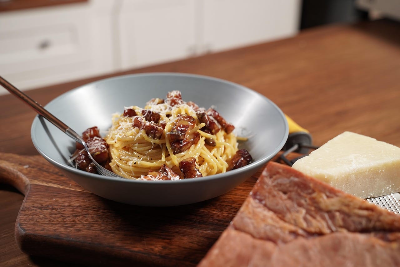 Spaghetti carbonara with guanciale and pecorino
